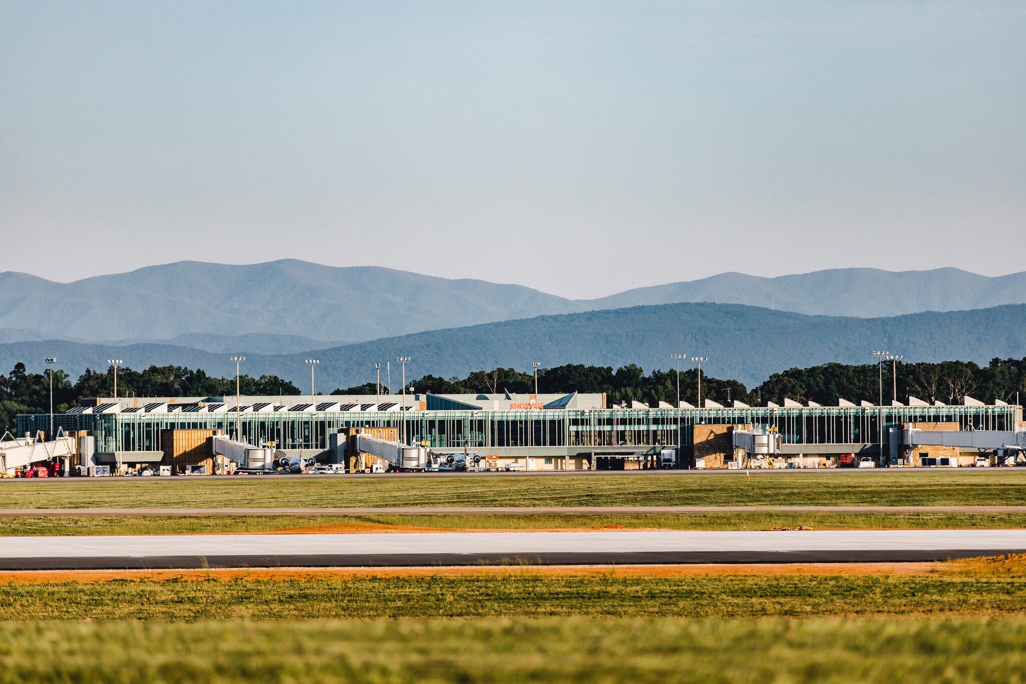 Knoxville Airport Parking
